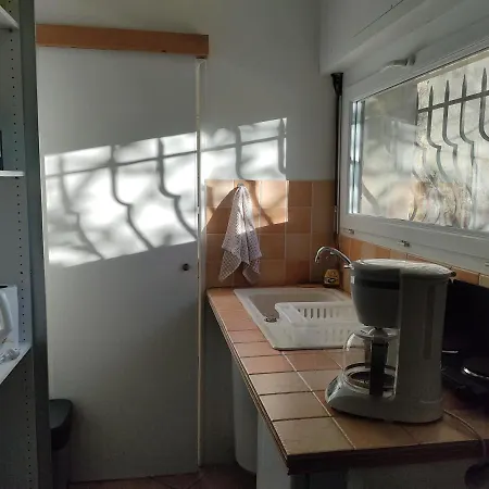 Privée Avec Parking *