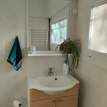 Privée Avec Parking Habitación en casa particular